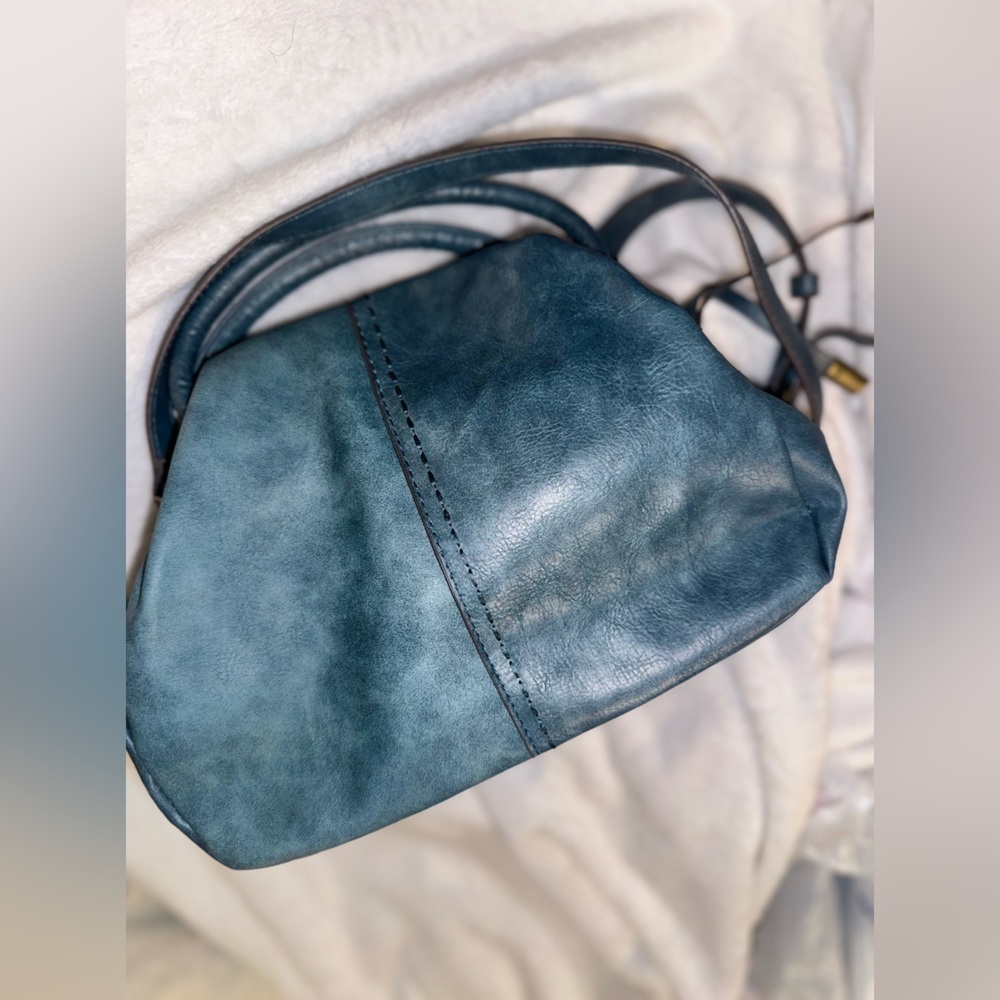 Time and Tru Cross body/handbag. - Picture 6 of 15